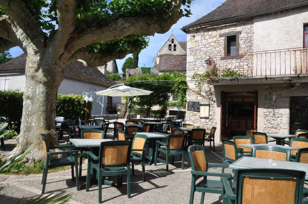Logis Hotels - Auberge De L'Ile - Hotel 3 Etoiles Et Restaurant Creysse  Exterior photo