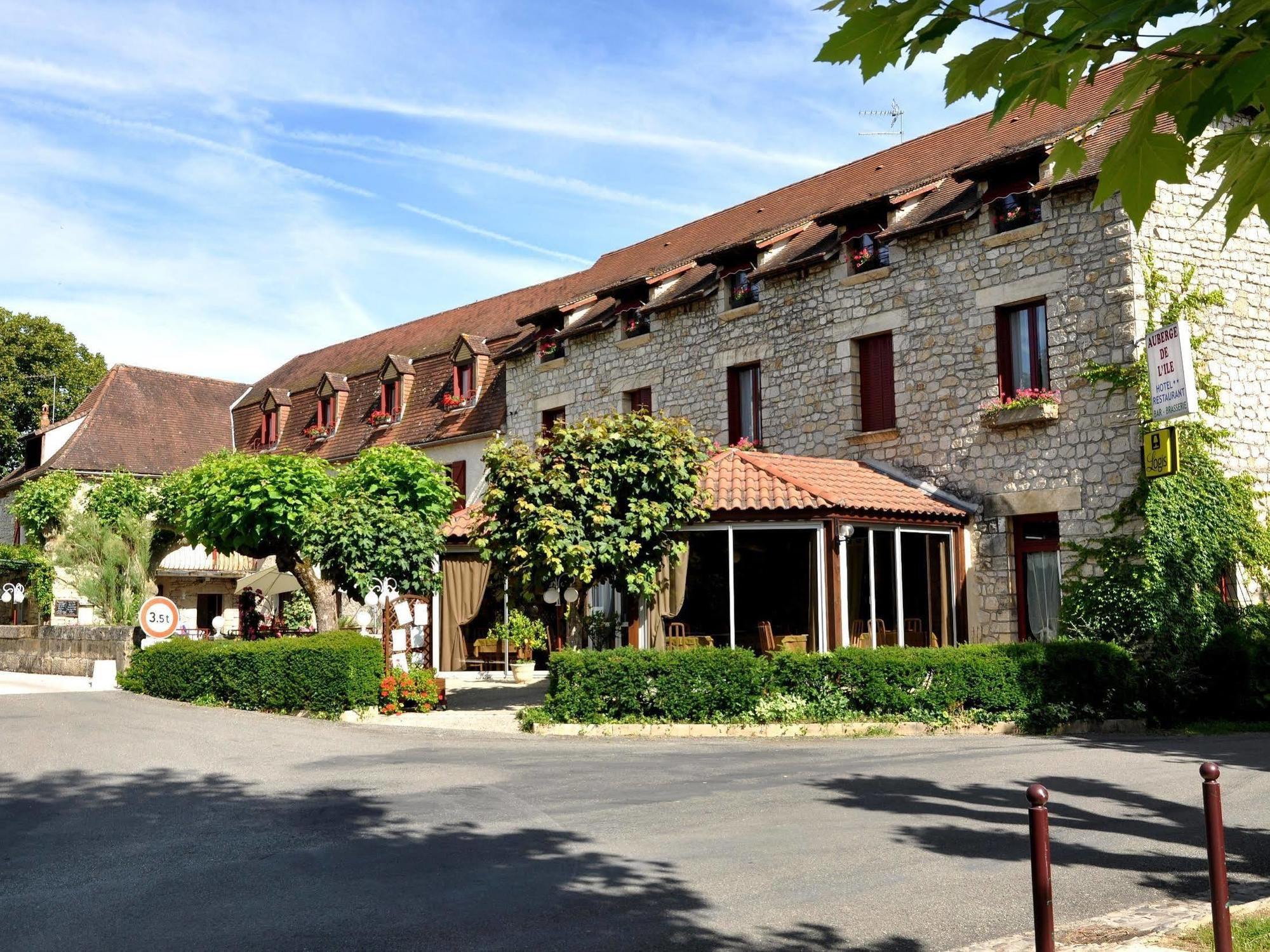 Logis Hotels - Auberge De L'Ile - Hotel 3 Etoiles Et Restaurant Creysse  Exterior photo